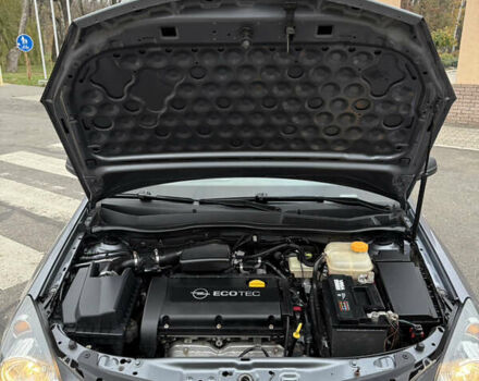 Серый Опель Астра, объемом двигателя 1.6 л и пробегом 180 тыс. км за 6350 $, фото 22 на Automoto.ua