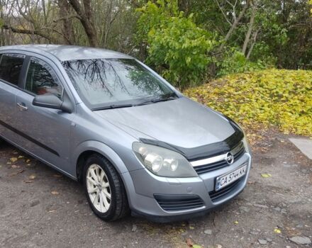 Серый Опель Астра, объемом двигателя 1.4 л и пробегом 327 тыс. км за 4400 $, фото 11 на Automoto.ua