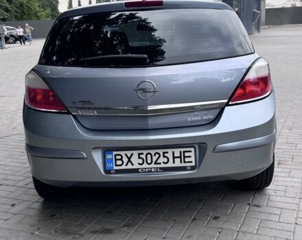 Серый Опель Астра, объемом двигателя 1.6 л и пробегом 187 тыс. км за 4500 $, фото 3 на Automoto.ua