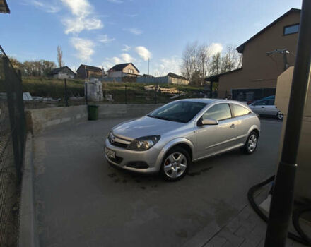 Серый Опель Астра, объемом двигателя 1.8 л и пробегом 257 тыс. км за 3850 $, фото 4 на Automoto.ua