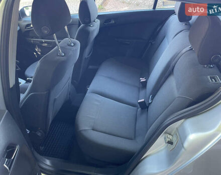 Серый Опель Астра, объемом двигателя 1.8 л и пробегом 196 тыс. км за 6500 $, фото 34 на Automoto.ua