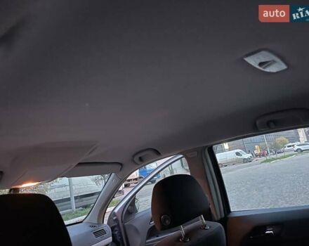 Серый Опель Астра, объемом двигателя 1.8 л и пробегом 175 тыс. км за 6200 $, фото 41 на Automoto.ua