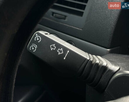 Серый Опель Астра, объемом двигателя 1.69 л и пробегом 250 тыс. км за 3999 $, фото 31 на Automoto.ua