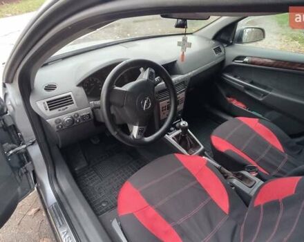 Серый Опель Астра, объемом двигателя 1.4 л и пробегом 327 тыс. км за 4400 $, фото 24 на Automoto.ua