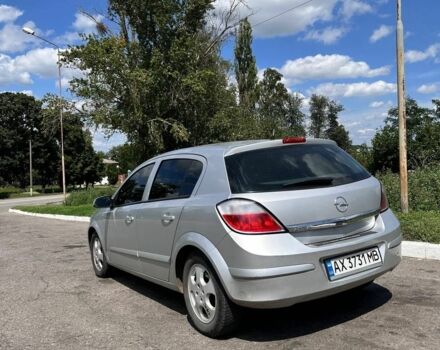 Серый Опель Астра, объемом двигателя 1.4 л и пробегом 249 тыс. км за 4100 $, фото 2 на Automoto.ua