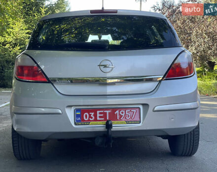 Серый Опель Астра, объемом двигателя 1.8 л и пробегом 196 тыс. км за 6500 $, фото 9 на Automoto.ua