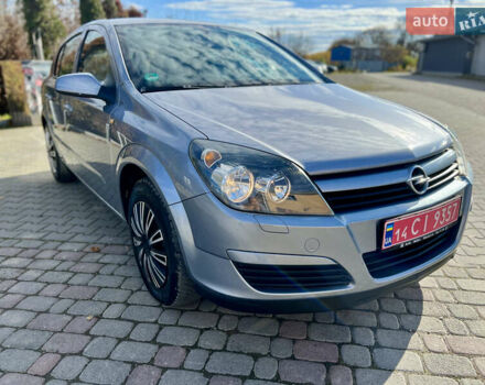 Опель Астра 2005 в Ивано-Франковске на Automoto.ua Серый Опель Астра, объемом двигателя 1.8 л и пробегом 155 тыс. км за 6350 $, фото 32 на Automoto.ua