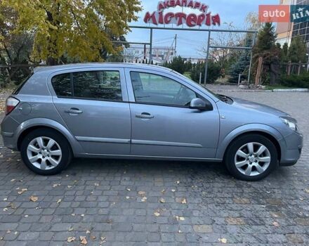 Серый Опель Астра, объемом двигателя 1.8 л и пробегом 175 тыс. км за 6200 $, фото 6 на Automoto.ua