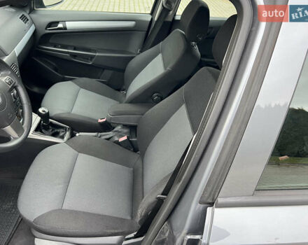 Серый Опель Астра, объемом двигателя 1.6 л и пробегом 259 тыс. км за 5100 $, фото 23 на Automoto.ua