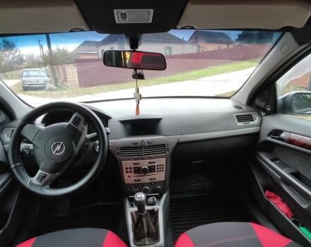 Серый Опель Астра, объемом двигателя 1.4 л и пробегом 327 тыс. км за 4400 $, фото 19 на Automoto.ua