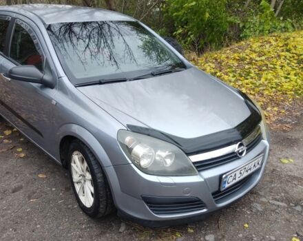 Серый Опель Астра, объемом двигателя 1.4 л и пробегом 327 тыс. км за 4400 $, фото 12 на Automoto.ua