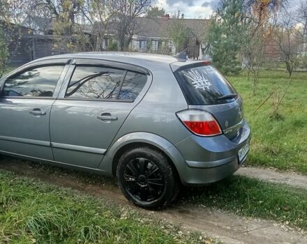 Серый Опель Астра, объемом двигателя 1.4 л и пробегом 210 тыс. км за 4650 $, фото 4 на Automoto.ua