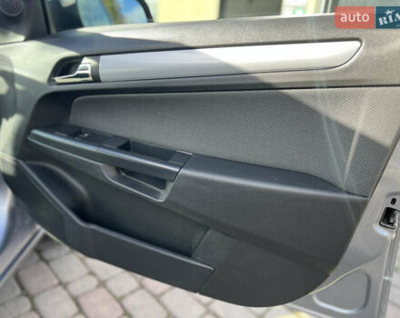 Опель Астра 2005 в Ивано-Франковске на Automoto.ua Серый Опель Астра, объемом двигателя 1.8 л и пробегом 155 тыс. км за 6350 $, фото 65 на Automoto.ua