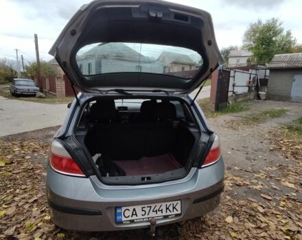 Серый Опель Астра, объемом двигателя 1.4 л и пробегом 327 тыс. км за 4400 $, фото 17 на Automoto.ua