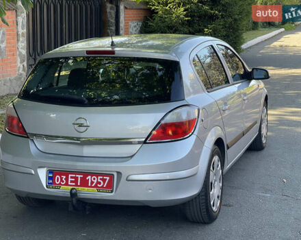 Серый Опель Астра, объемом двигателя 1.8 л и пробегом 196 тыс. км за 6500 $, фото 7 на Automoto.ua