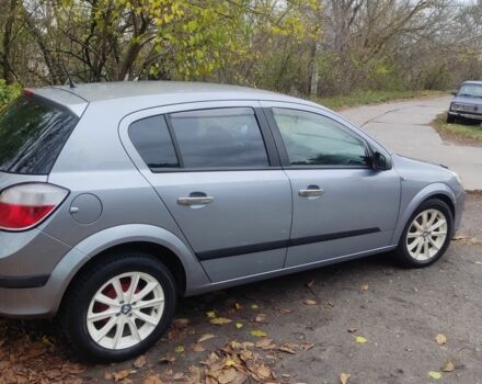 Серый Опель Астра, объемом двигателя 1.4 л и пробегом 327 тыс. км за 4400 $, фото 8 на Automoto.ua