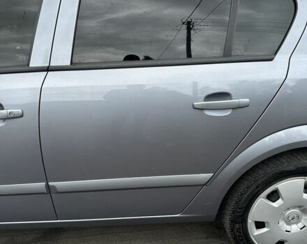 Серый Опель Астра, объемом двигателя 1.6 л и пробегом 264 тыс. км за 4800 $, фото 12 на Automoto.ua