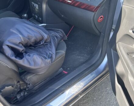 Серый Опель Астра, объемом двигателя 1.6 л и пробегом 178 тыс. км за 4200 $, фото 9 на Automoto.ua