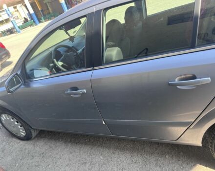 Серый Опель Астра, объемом двигателя 1.6 л и пробегом 178 тыс. км за 4200 $, фото 6 на Automoto.ua