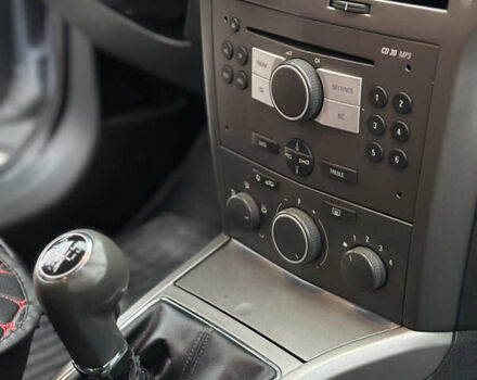 Сірий Опель Астра, об'ємом двигуна 1.4 л та пробігом 281 тис. км за 4400 $, фото 21 на Automoto.ua