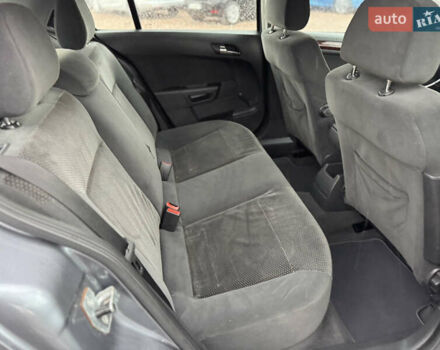 Сірий Опель Астра, об'ємом двигуна 1.8 л та пробігом 173 тис. км за 6250 $, фото 17 на Automoto.ua