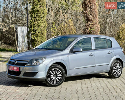 Опель Астра 2005 в Ивано-Франковске на Automoto.ua Серый Опель Астра, объемом двигателя 1.8 л и пробегом 155 тыс. км за 6350 $, фото 5 на Automoto.ua
