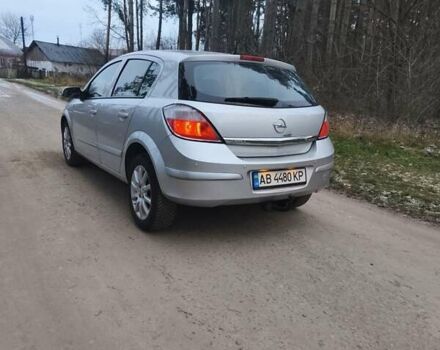 Серый Опель Астра, объемом двигателя 1.6 л и пробегом 240 тыс. км за 4600 $, фото 6 на Automoto.ua