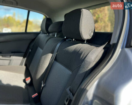 Опель Астра 2005 в Ивано-Франковске на Automoto.ua Серый Опель Астра, объемом двигателя 1.8 л и пробегом 155 тыс. км за 6350 $, фото 50 на Automoto.ua