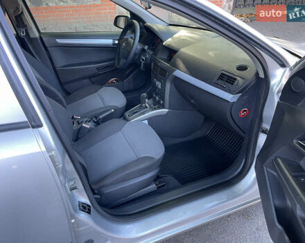 Серый Опель Астра, объемом двигателя 1.8 л и пробегом 196 тыс. км за 6500 $, фото 18 на Automoto.ua