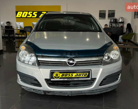 Серый Опель Астра, объемом двигателя 1.4 л и пробегом 215 тыс. км за 4100 $, фото 1 на Automoto.ua