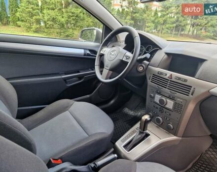 Серый Опель Астра, объемом двигателя 1.8 л и пробегом 119 тыс. км за 6600 $, фото 38 на Automoto.ua