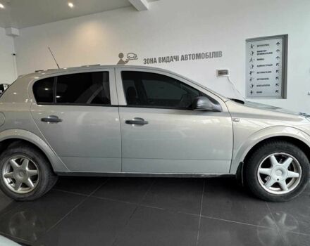 Серый Опель Астра, объемом двигателя 1.4 л и пробегом 215 тыс. км за 4100 $, фото 7 на Automoto.ua