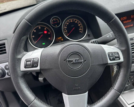 Серый Опель Астра, объемом двигателя 1.2 л и пробегом 274 тыс. км за 3399 $, фото 17 на Automoto.ua