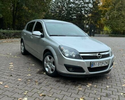 Серый Опель Астра, объемом двигателя 1.6 л и пробегом 248 тыс. км за 4600 $, фото 3 на Automoto.ua