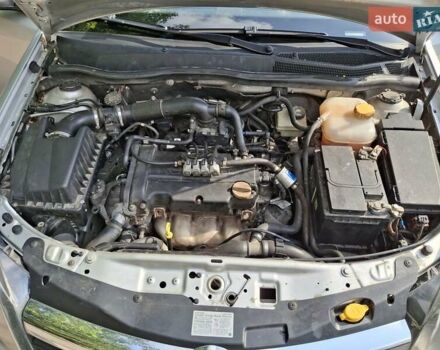 Серый Опель Астра, объемом двигателя 1.4 л и пробегом 518 тыс. км за 4700 $, фото 4 на Automoto.ua