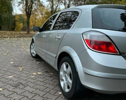 Серый Опель Астра, объемом двигателя 1.6 л и пробегом 248 тыс. км за 4600 $, фото 6 на Automoto.ua