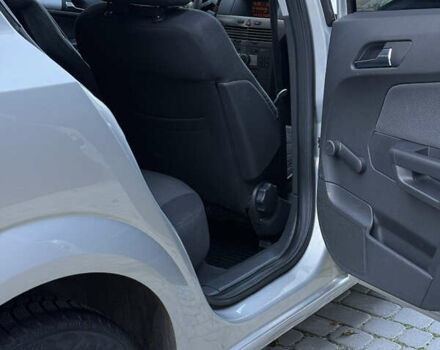 Серый Опель Астра, объемом двигателя 1.6 л и пробегом 287 тыс. км за 4700 $, фото 22 на Automoto.ua