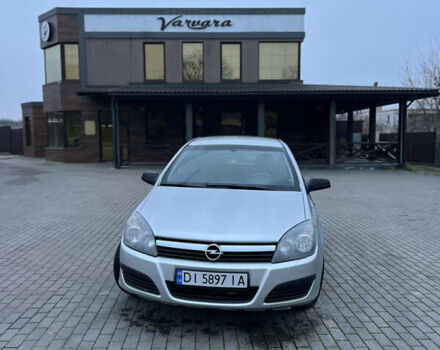 Серый Опель Астра, объемом двигателя 1.6 л и пробегом 140 тыс. км за 3450 $, фото 6 на Automoto.ua