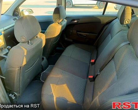 Серый Опель Астра, объемом двигателя 1.6 л и пробегом 117 тыс. км за 5000 $, фото 11 на Automoto.ua