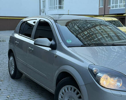 Серый Опель Астра, объемом двигателя 1.6 л и пробегом 287 тыс. км за 4700 $, фото 2 на Automoto.ua