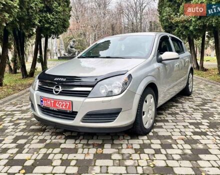 Серый Опель Астра, объемом двигателя 1.6 л и пробегом 160 тыс. км за 4999 $, фото 12 на Automoto.ua