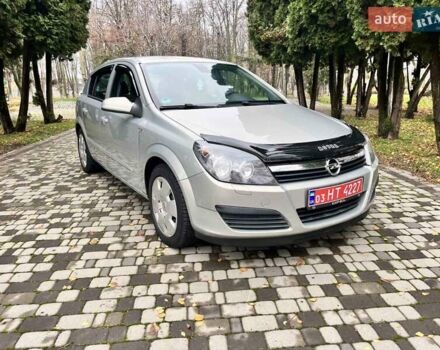 Серый Опель Астра, объемом двигателя 1.6 л и пробегом 160 тыс. км за 4999 $, фото 1 на Automoto.ua