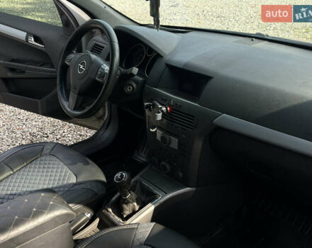 Серый Опель Астра, объемом двигателя 1.6 л и пробегом 176 тыс. км за 4300 $, фото 19 на Automoto.ua