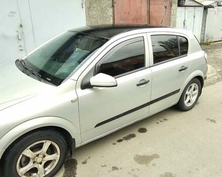 Сірий Опель Астра, об'ємом двигуна 1.4 л та пробігом 181 тис. км за 3600 $, фото 2 на Automoto.ua