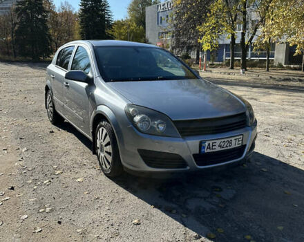 Опель Астра 2006 в Запорожье на Automoto.ua Серый Опель Астра, объемом двигателя 1.69 л и пробегом 271 тыс. км за 3750 $, фото 2 на Automoto.ua
