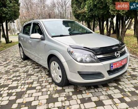 Серый Опель Астра, объемом двигателя 1.6 л и пробегом 160 тыс. км за 4999 $, фото 21 на Automoto.ua