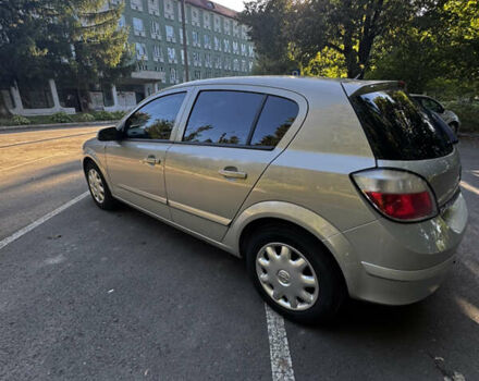 Серый Опель Астра, объемом двигателя 1.36 л и пробегом 211 тыс. км за 4200 $, фото 7 на Automoto.ua