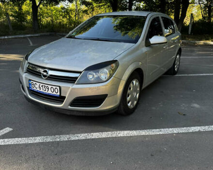 Серый Опель Астра, объемом двигателя 1.36 л и пробегом 211 тыс. км за 4200 $, фото 2 на Automoto.ua