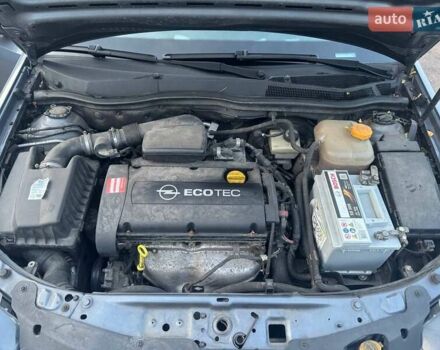 Серый Опель Астра, объемом двигателя 1.6 л и пробегом 233 тыс. км за 4800 $, фото 12 на Automoto.ua