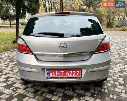 Серый Опель Астра, объемом двигателя 1.6 л и пробегом 160 тыс. км за 4999 $, фото 25 на Automoto.ua